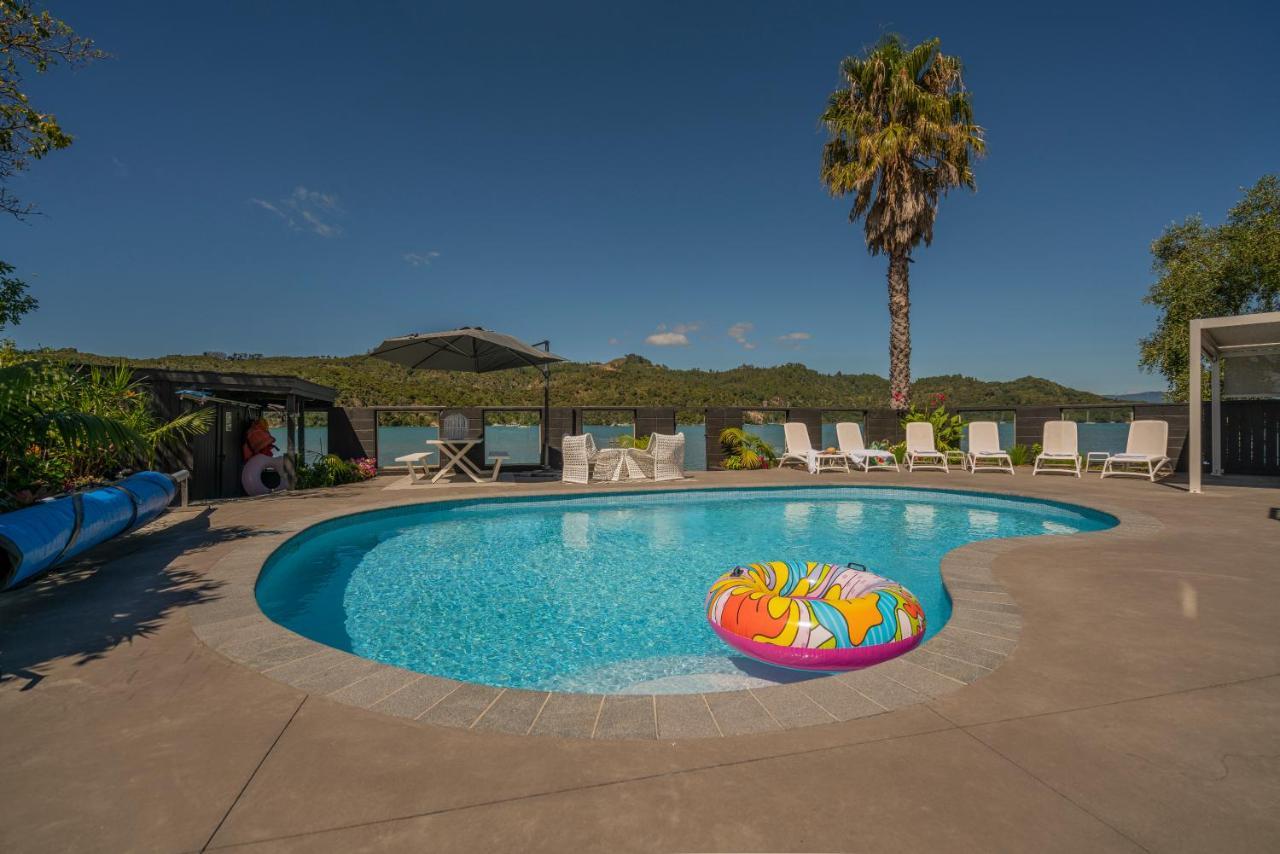 Oceans 88 Whitianga Coastal Suites Exterior photo