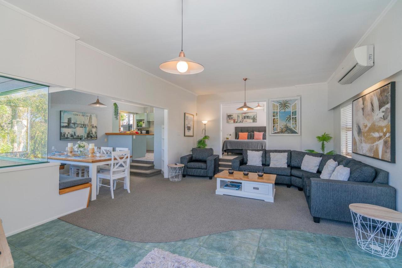 Oceans 88 Whitianga Coastal Suites Exterior photo