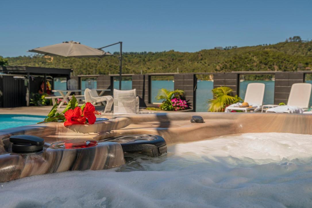 Oceans 88 Whitianga Coastal Suites Exterior photo