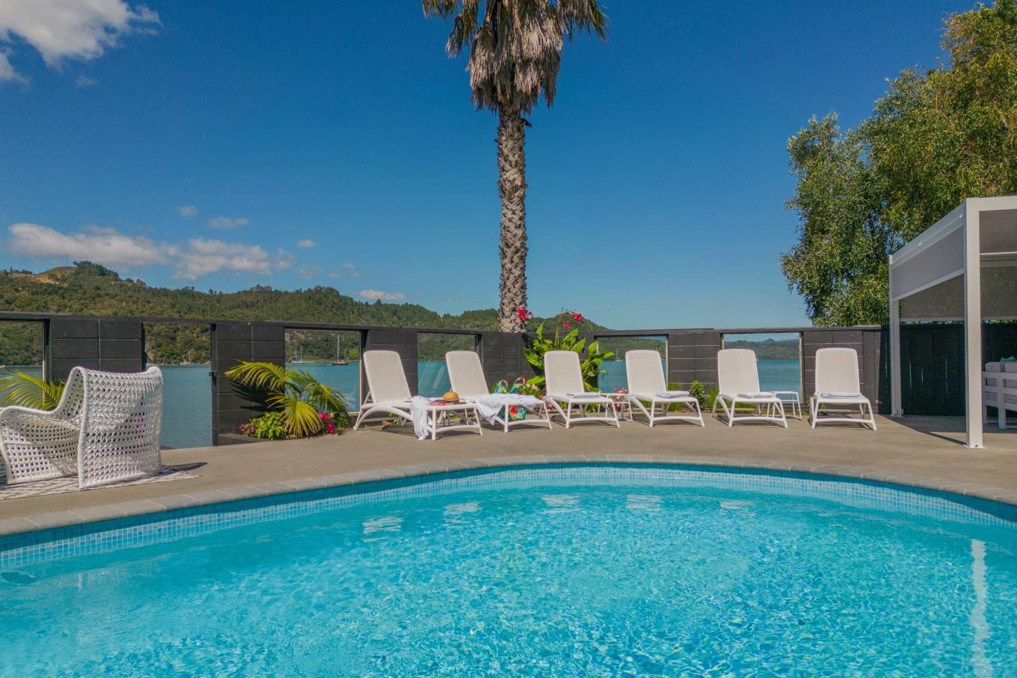 Oceans 88 Whitianga Coastal Suites Exterior photo